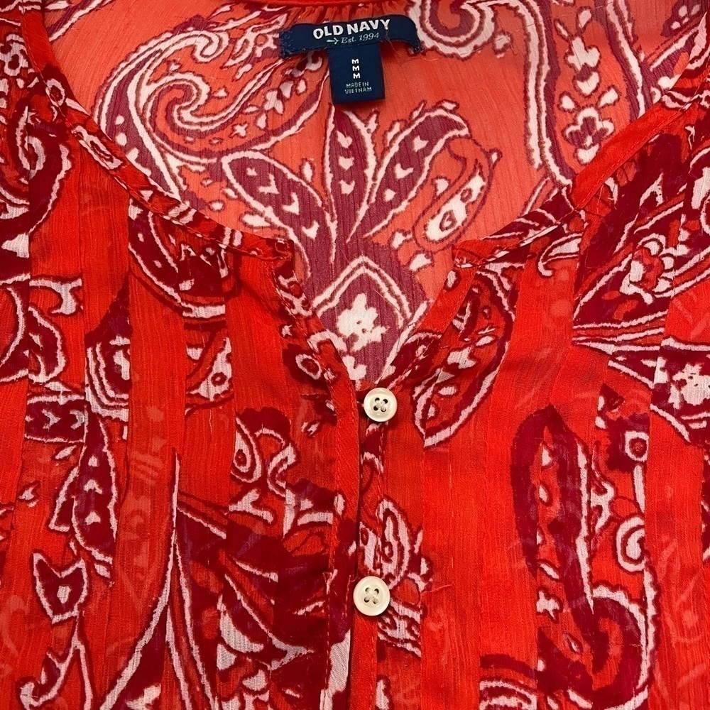 old Navy women’s paisley print Orange and Red sheer blouse. 3/4 sleeve - Picture 4 of 5